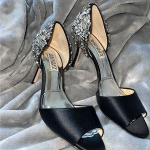 BADGLEY MISCHKA SIZE 5.5 HEELS SHOES ONLY WORN ONCE PERFECT CONDITION